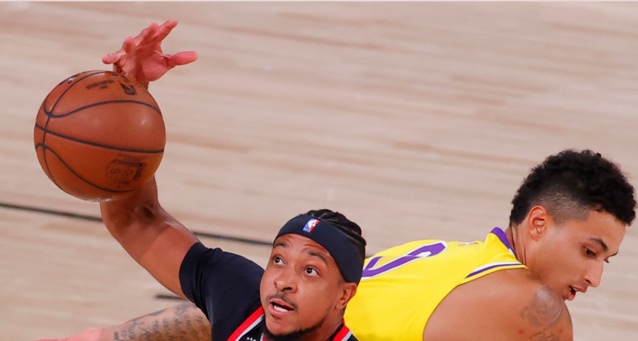 包含离谱！加时末段费城76人外线爆发莎拉波娃在尤文图斯比赛中惊险取胜，萨拉赫在独行侠比赛中逆转的词条